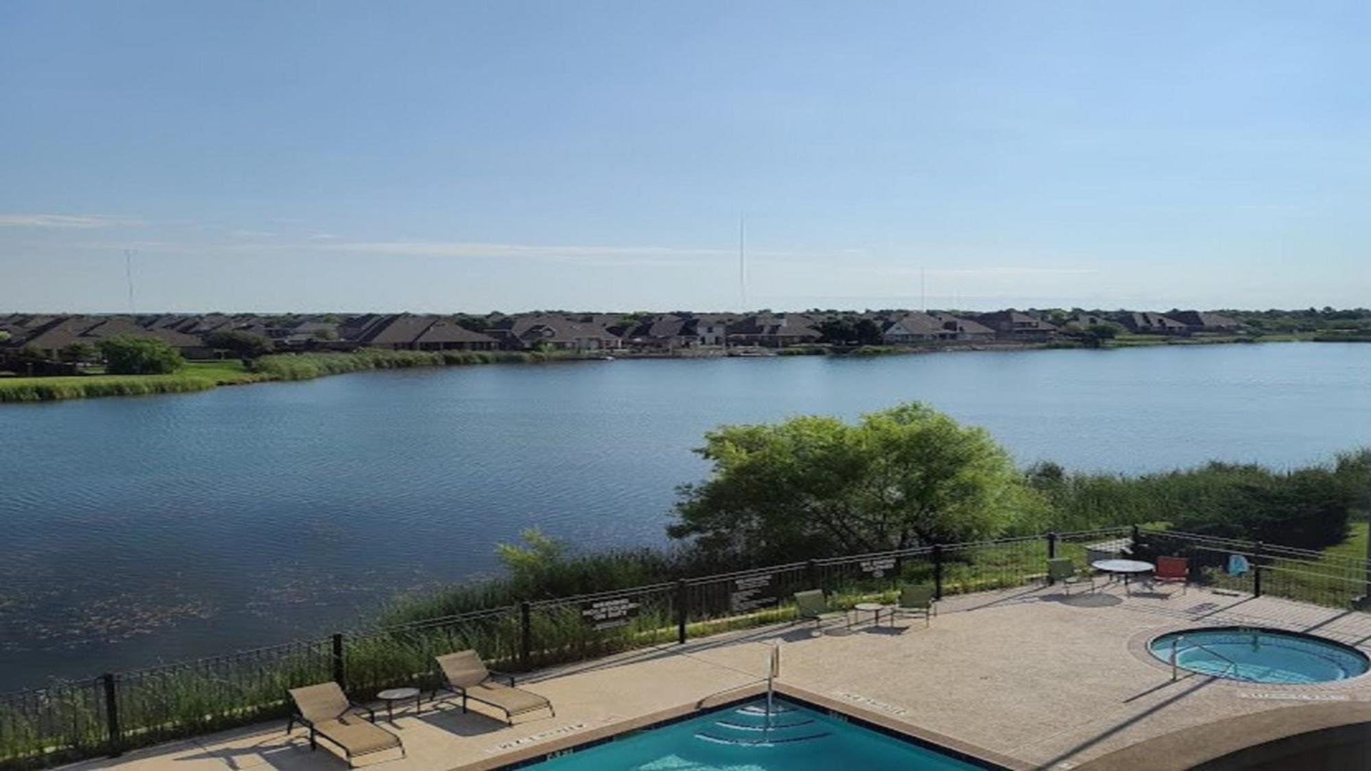 Holiday Inn Express Hotel & Suites Wichita Falls By Ihg Kültér fotó