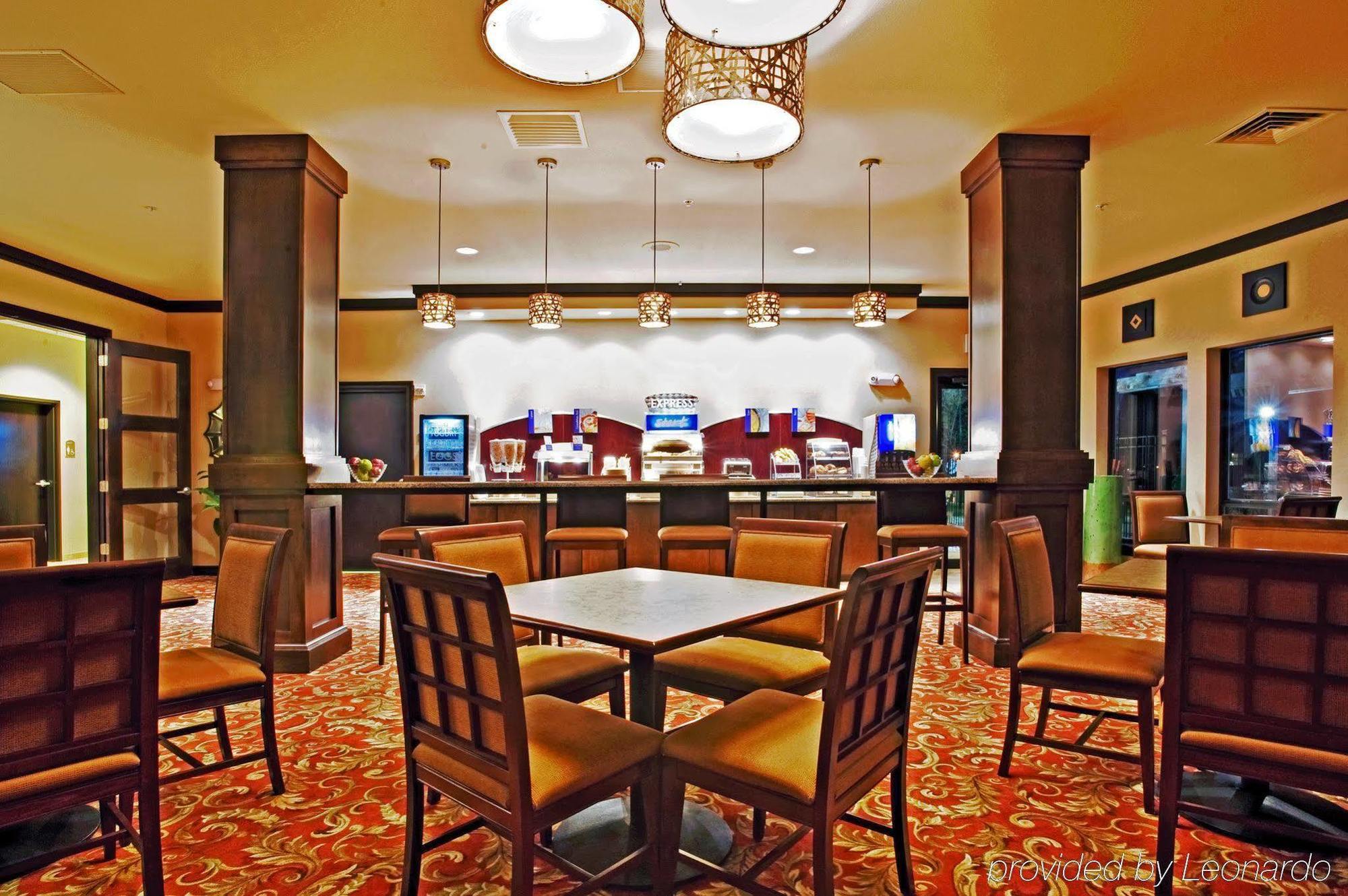 Holiday Inn Express Hotel & Suites Wichita Falls By Ihg Kültér fotó
