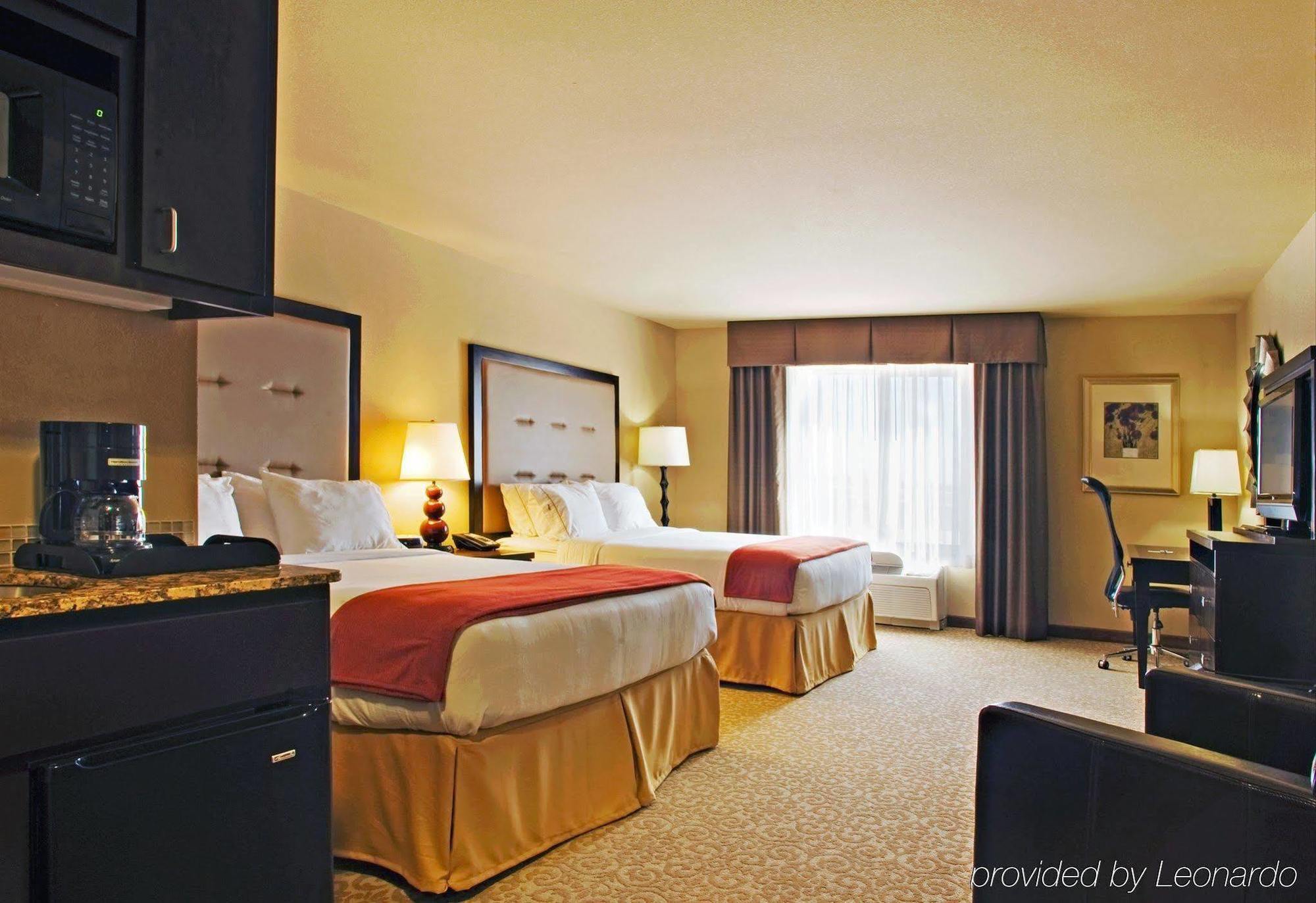 Holiday Inn Express Hotel & Suites Wichita Falls By Ihg Kültér fotó